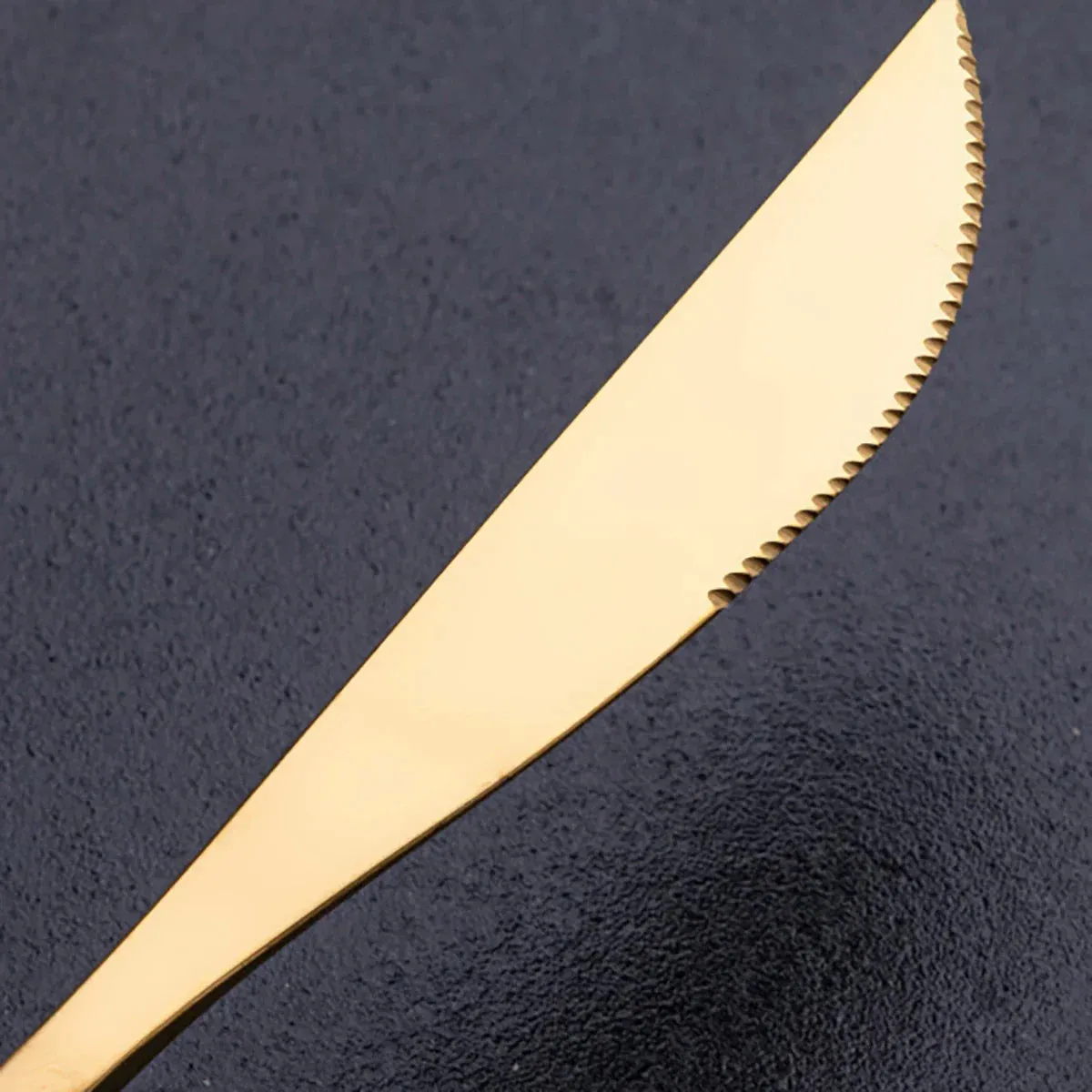 30 Piece Gold Stainless Steel Cutlery Set For Dining And Kitchen Use