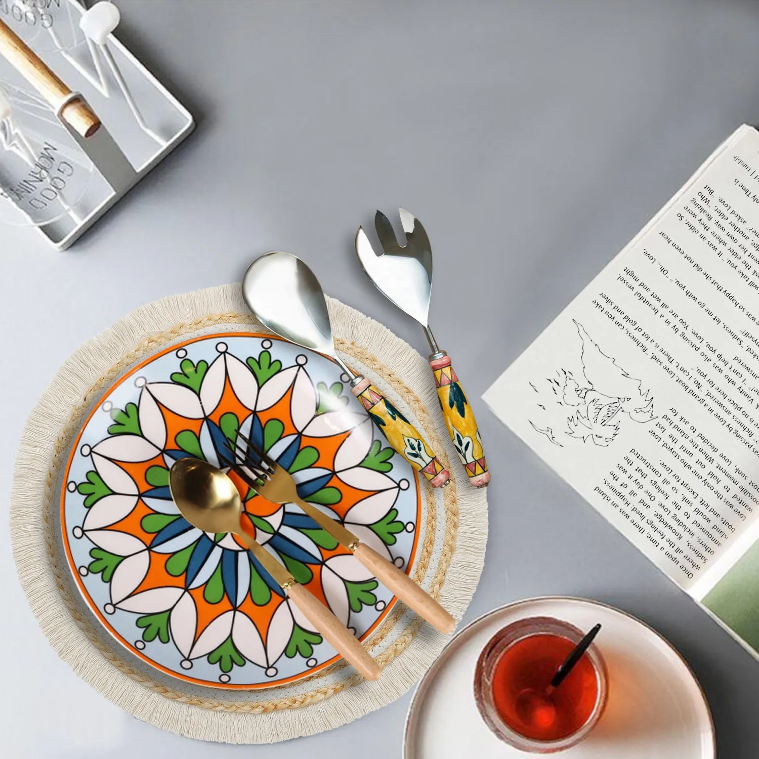 Amara Natural Jute Placemats for Dining Table Rustic Round Design